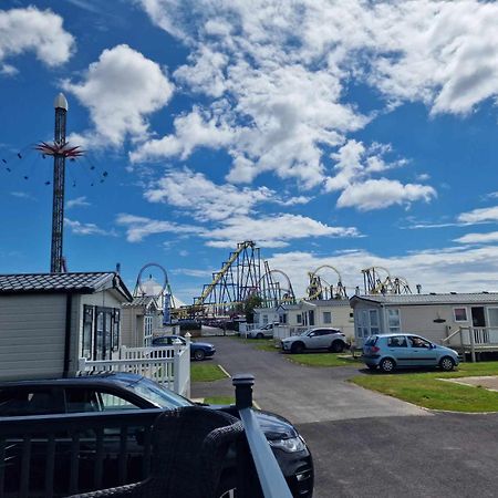 Thrillseeker - Next To Fantasy Island, Ingoldmells Skegness Exterior photo